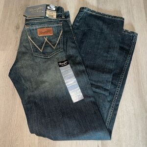 Wrangler Men's Dark Blue Relaxed Jeans